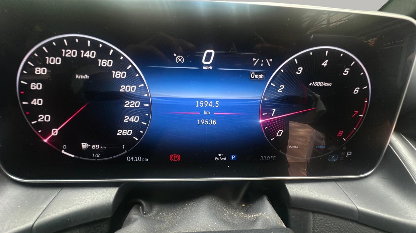 2023 Mercedes Benz GLC CLASS 300 4MATIC, Petrol, Automatic, 19,536 km, Odometer Image