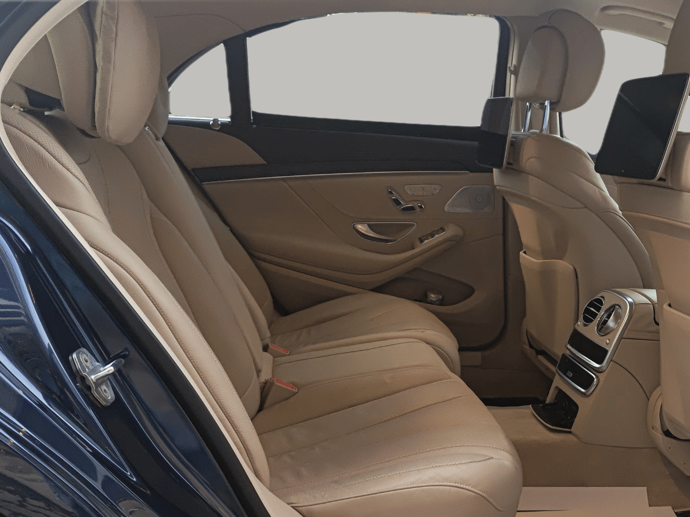 2018 Mercedes Benz S Class S 450, Petrol, Automatic, 35,085 km, Right Side Rear Door Cabin