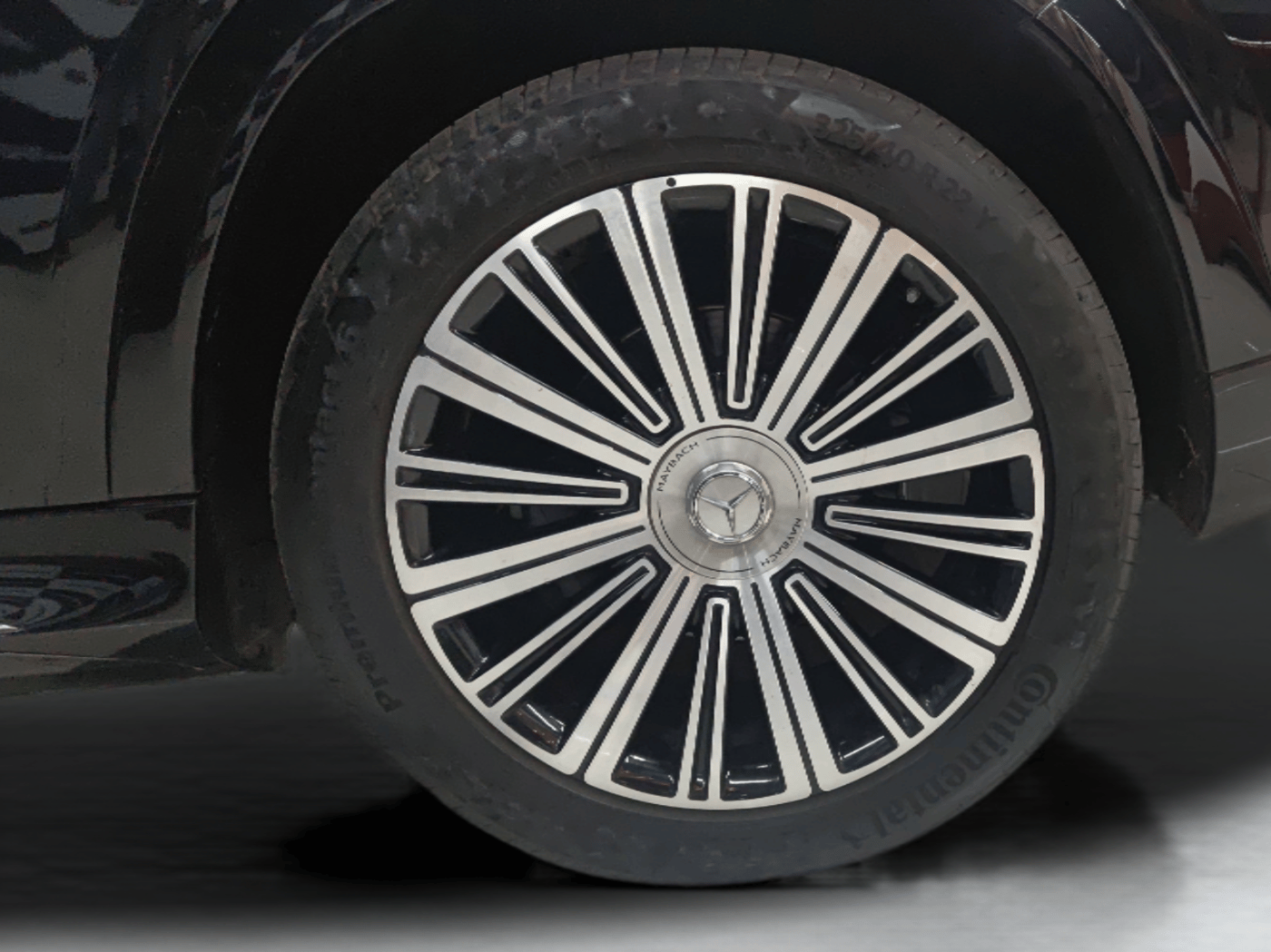 2022 Mercedes Benz MAYBACH GLS 600 4MATIC, Petrol, Automatic, 9,303 km, Left Rear Wheel