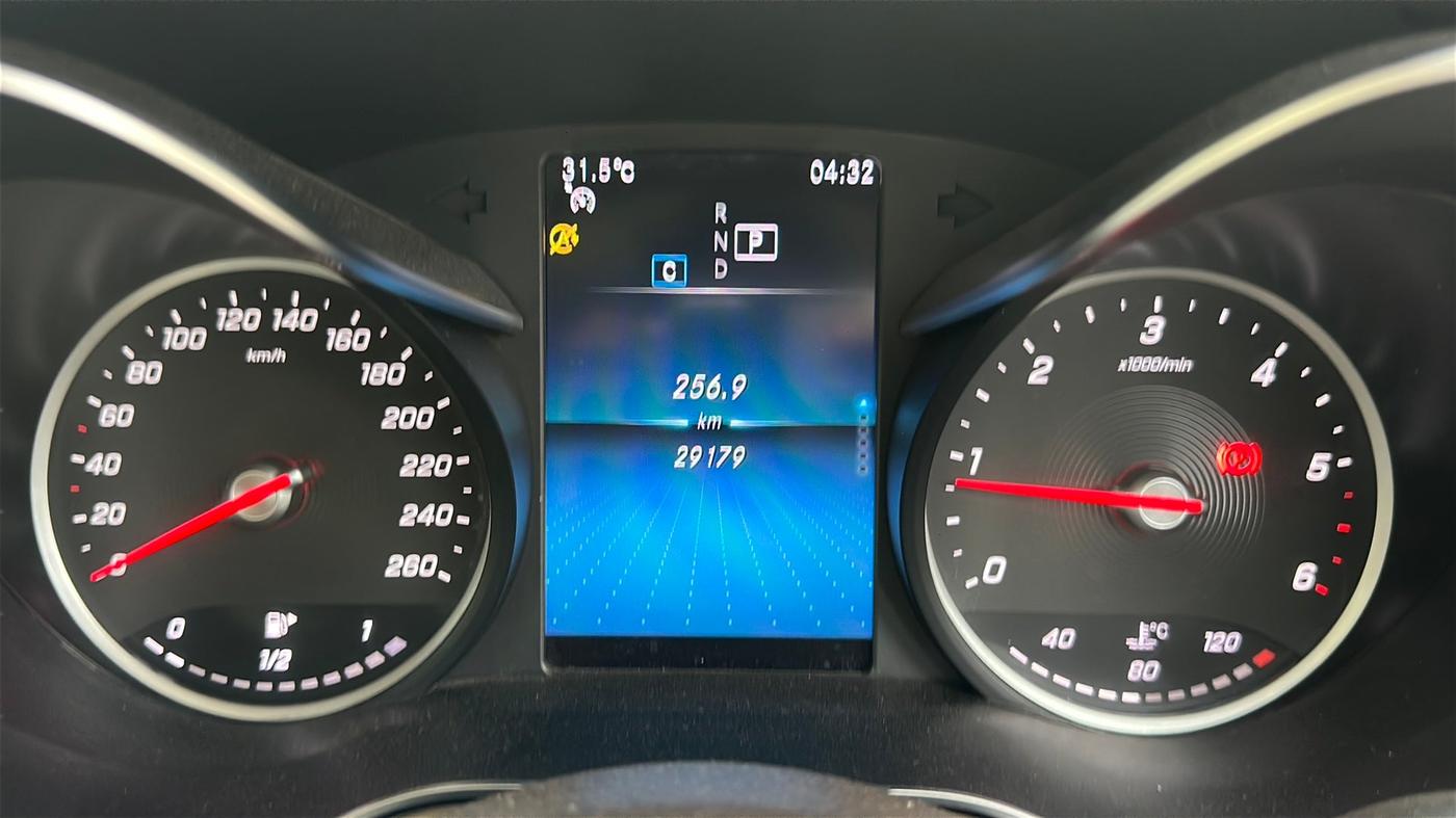 2020 Mercedes Benz GLC CLASS 220d 4MATIC , Diesel, Automatic, 29,179 km, Odometer Image