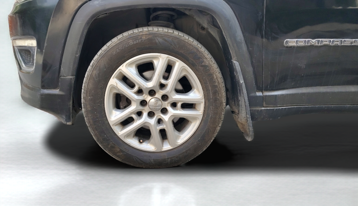 2018 Jeep Compass LIMITED 2.0 DIESEL, Diesel, Manual, 1,23,355 km, Left Front Wheel