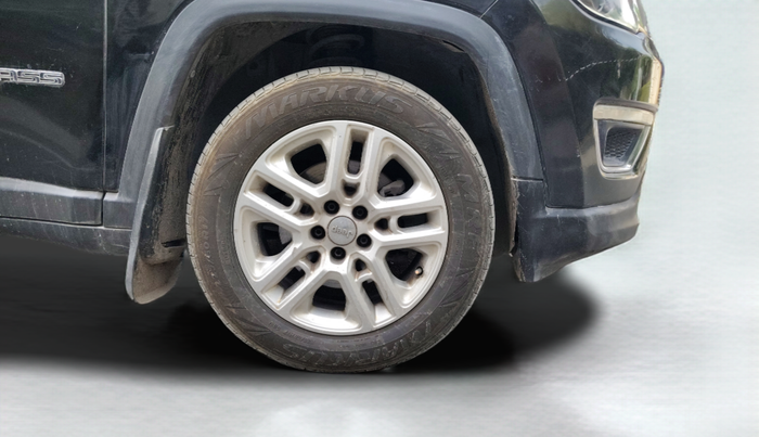 2018 Jeep Compass LIMITED 2.0 DIESEL, Diesel, Manual, 1,23,355 km, Right Front Wheel