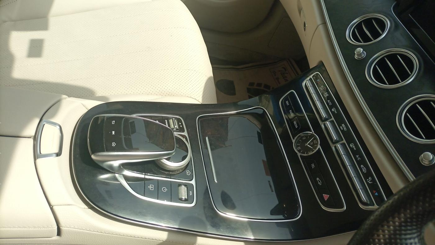 2017 Mercedes Benz E Class E 350D, Diesel, Automatic, 43,000 km, Gear Lever