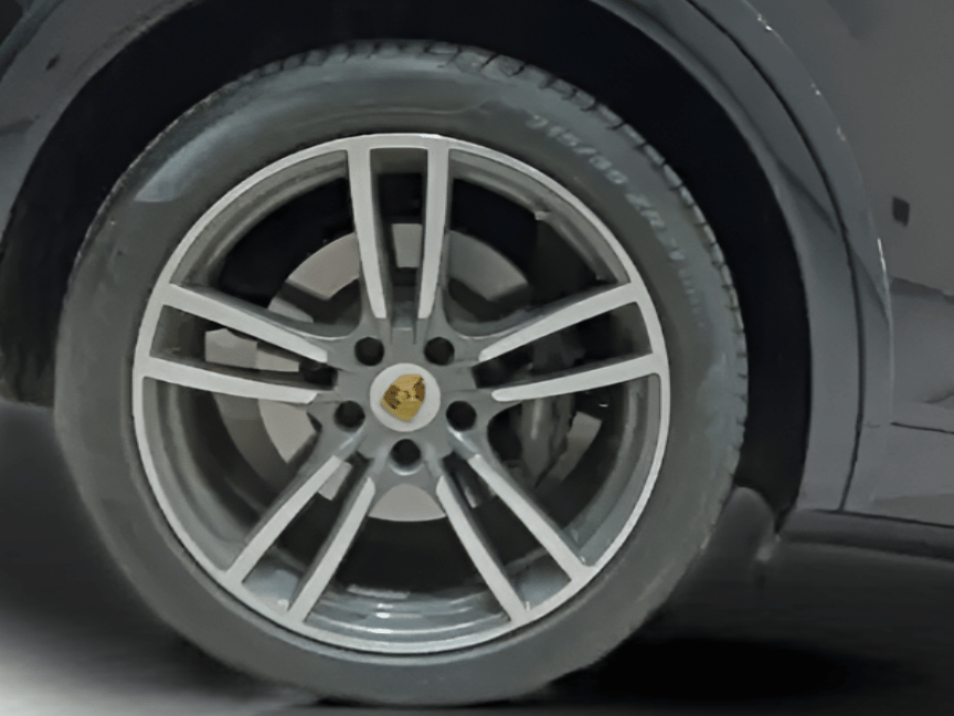 2019 Porsche Cayenne E-HYBRID, Hybrid, Automatic, 50,965 km, Right Rear Wheel