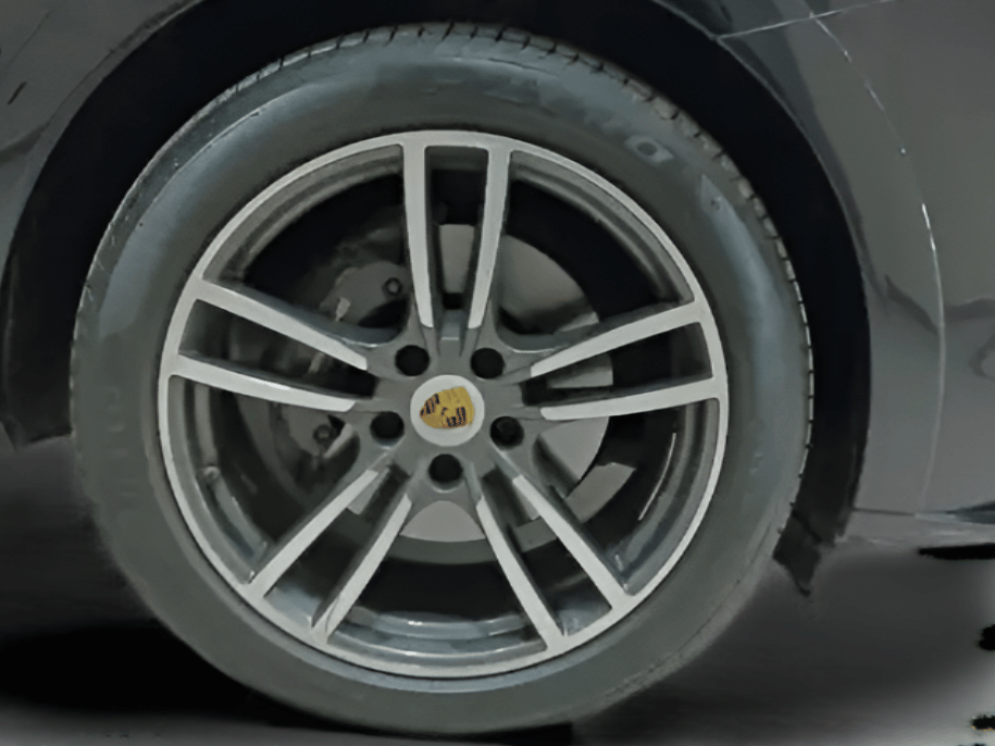 2019 Porsche Cayenne E-HYBRID, Hybrid, Automatic, 50,965 km, Right Front Wheel