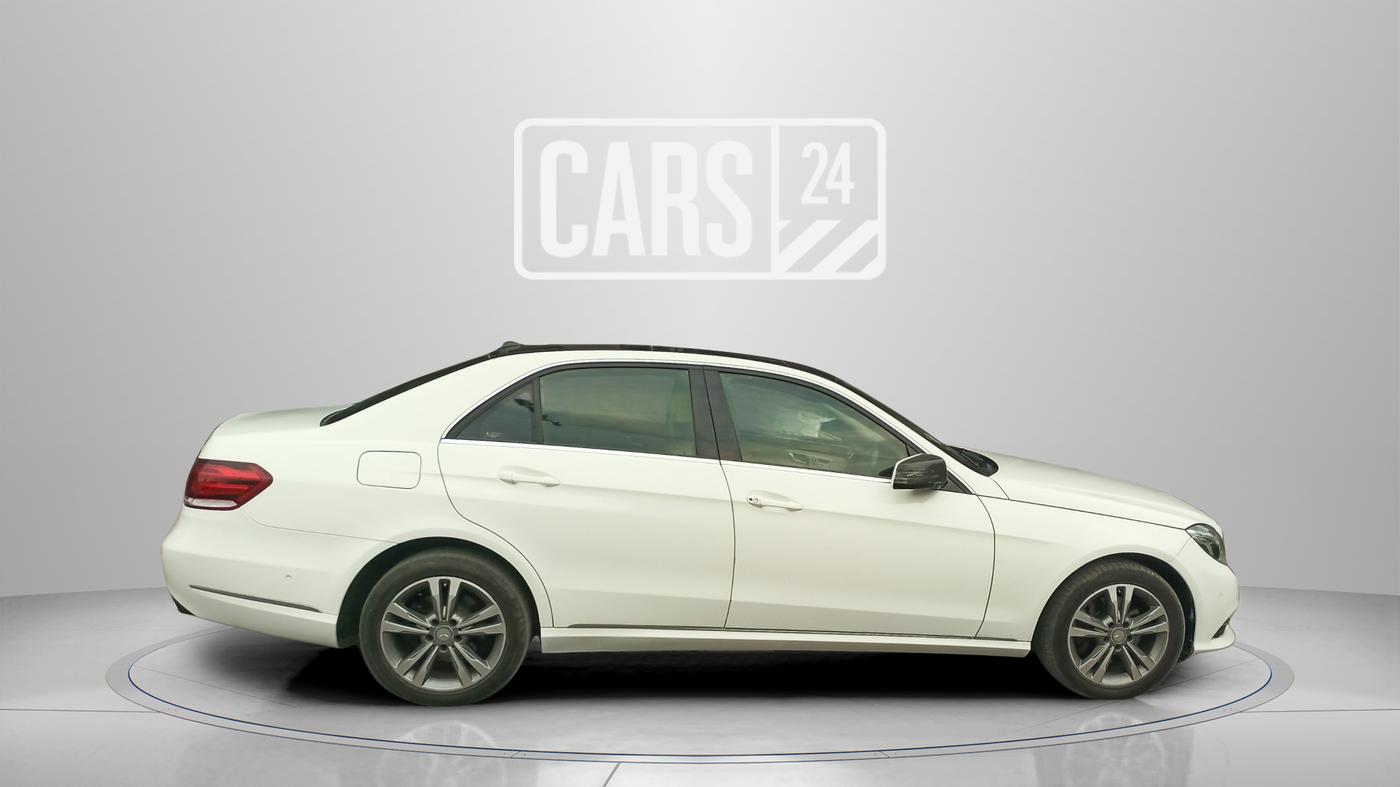 2015 Mercedes Benz E Class E 250 CDI AVANTGARDE, Diesel, Automatic, 86,936 km, Right Side View