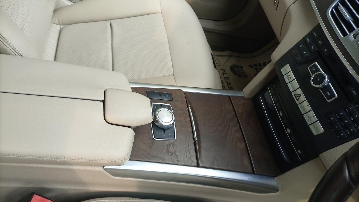 2015 Mercedes Benz E Class E 250 CDI AVANTGARDE, Diesel, Automatic, 86,936 km, Gear Lever
