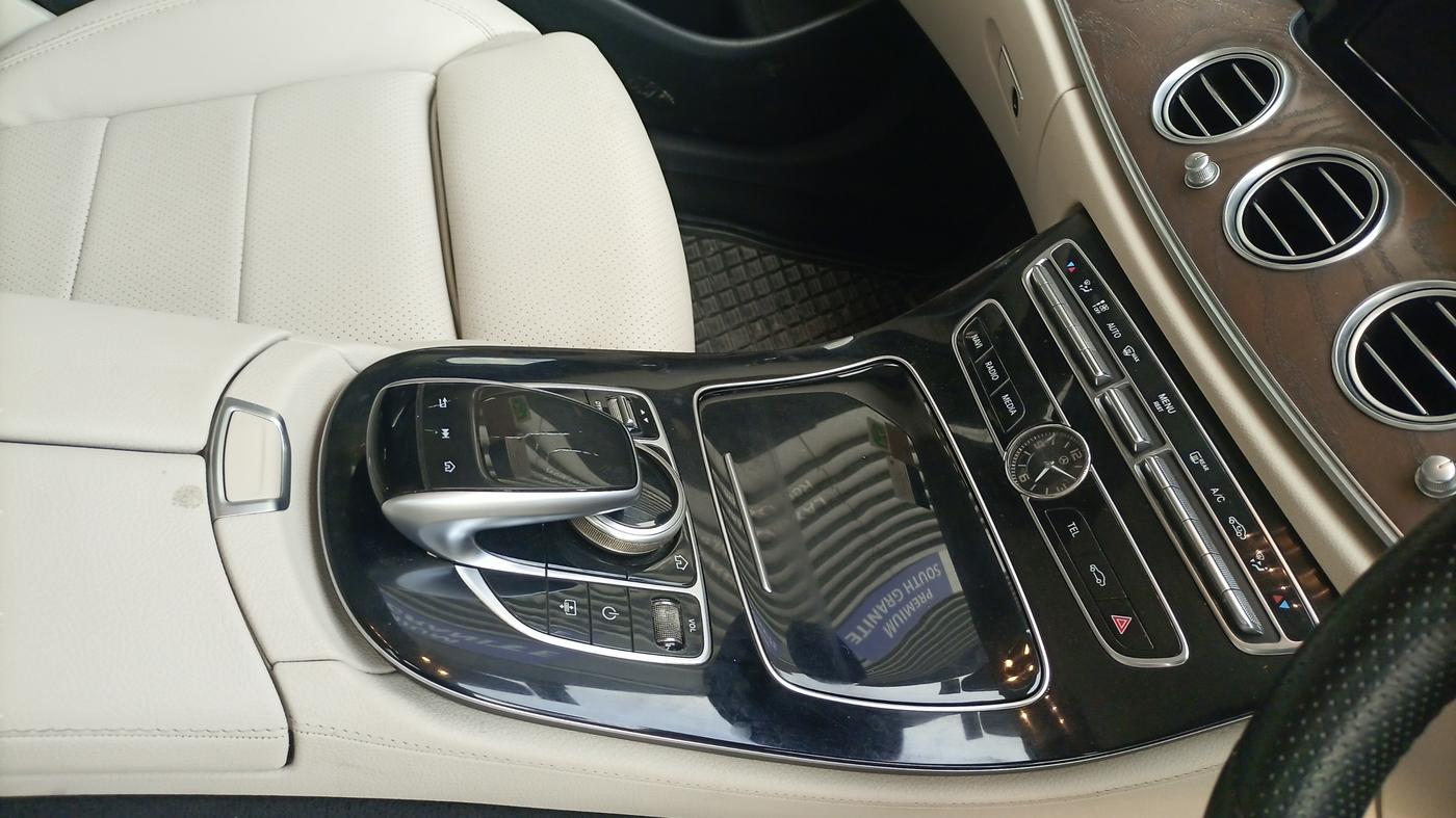 2018 Mercedes Benz E Class E 200 AVANTGARDE, Petrol, Automatic, 96,300 km, Gear Lever