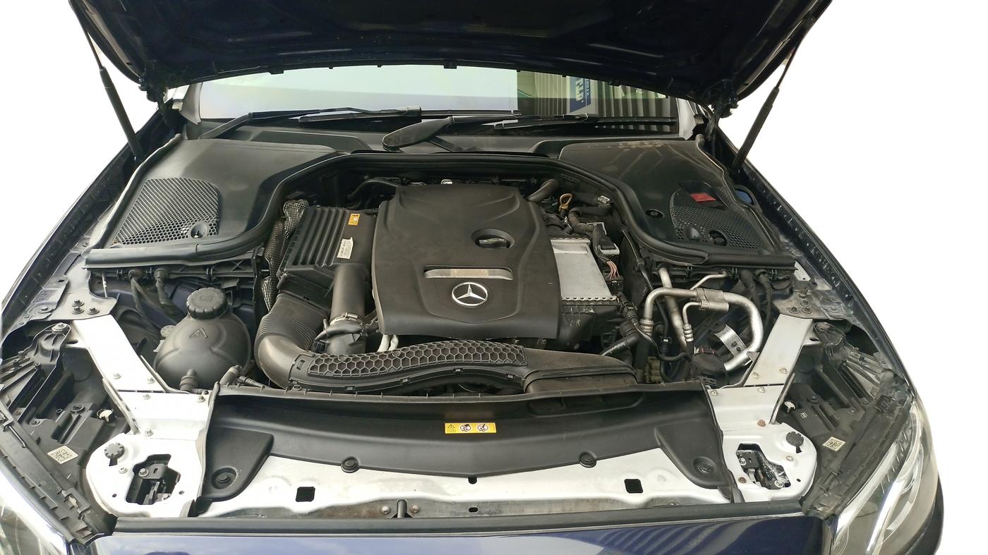 2018 Mercedes Benz E Class E 200 AVANTGARDE, Petrol, Automatic, 96,300 km, Open Bonnet