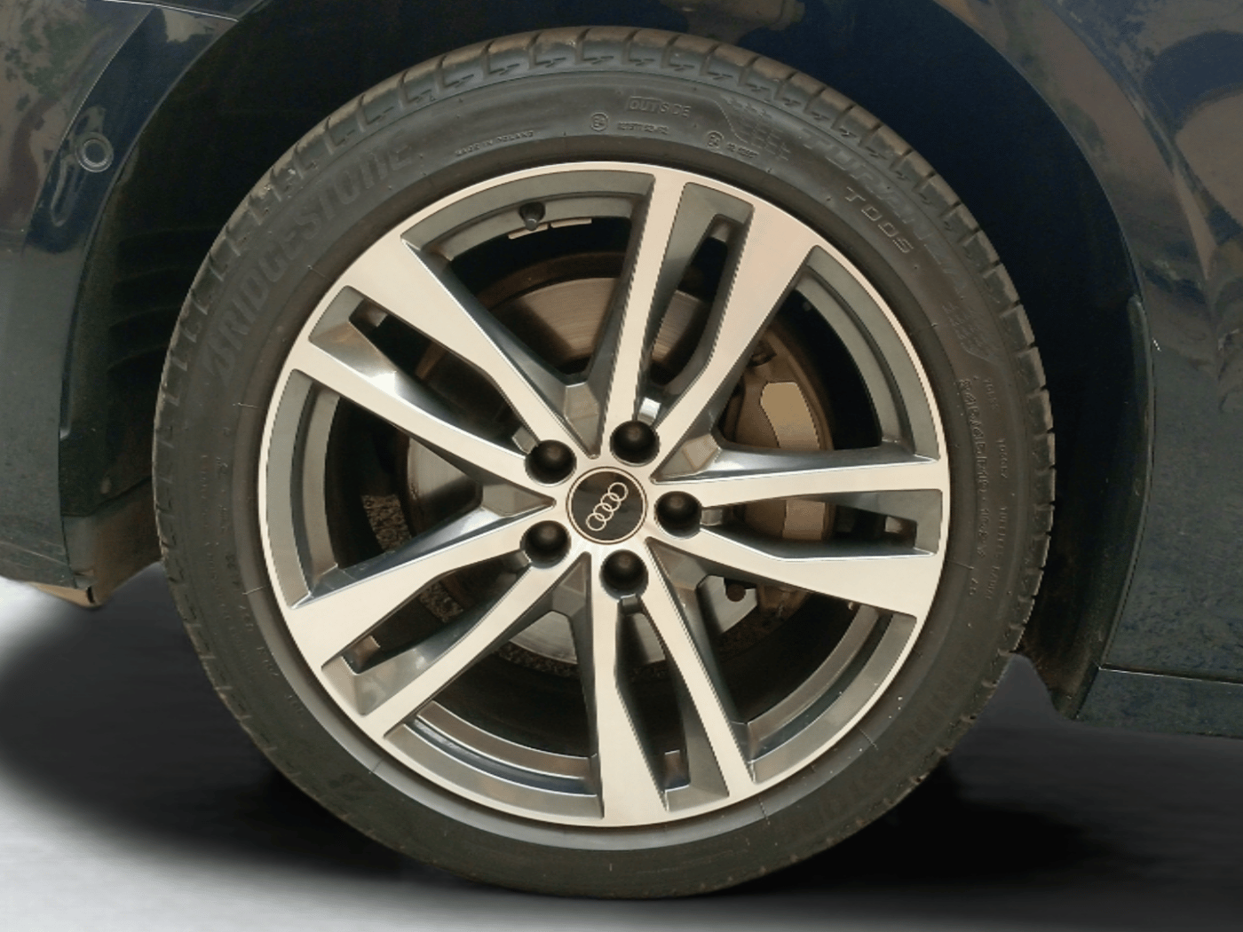 2023 Audi A6 45 TFSI TECHNOLOGY, Petrol, Automatic, 13,268 km, Left Front Wheel