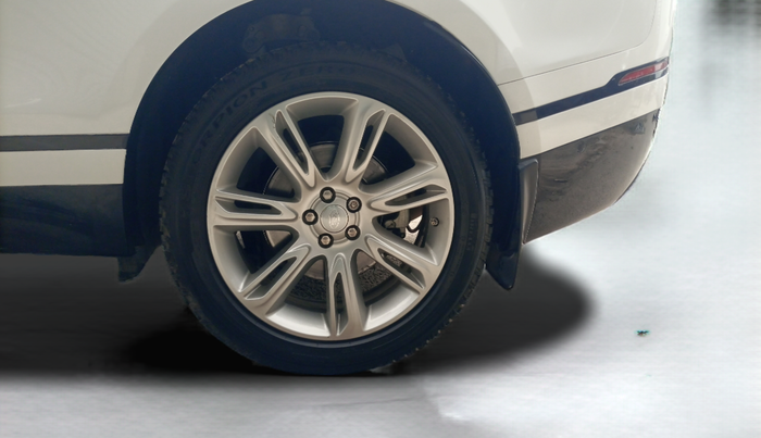 2021 Landrover RANGE ROVER VELAR S R-DYNAMIC 2.0 PETROL, Petrol, Automatic, 63,576 km, Left Rear Wheel