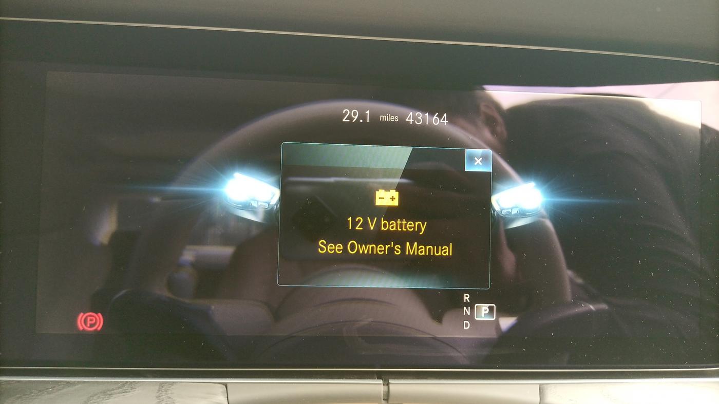 2021 Mercedes Benz E Class E 200 EXCLUSIVE, Petrol, Automatic, 43,164 km, Odometer Image