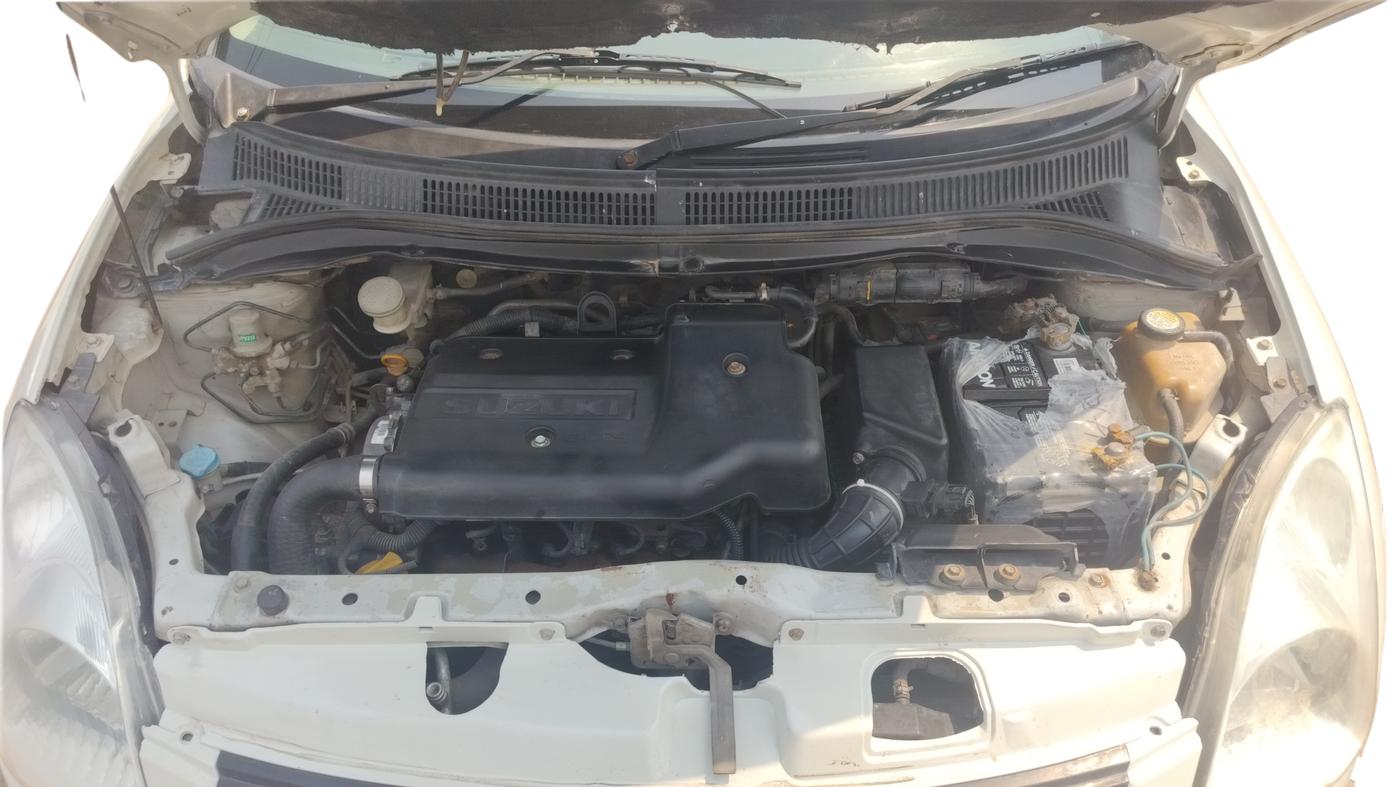 2009 Maruti Swift VDI, Diesel, Manual, 95,296 km, Open Bonnet