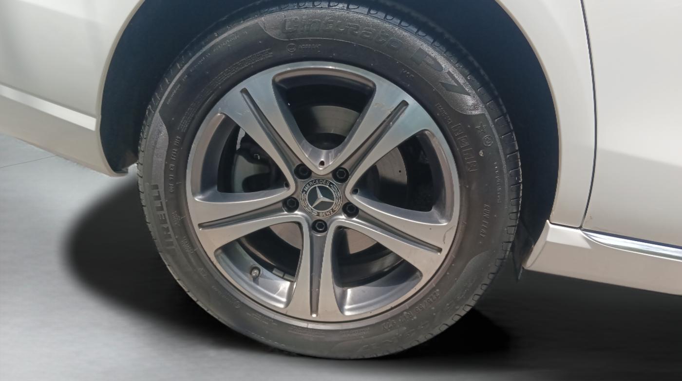 2018 Mercedes Benz E Class E 220 CDI AVANTGARDE, Diesel, Automatic, 31,672 km, Right Rear Wheel