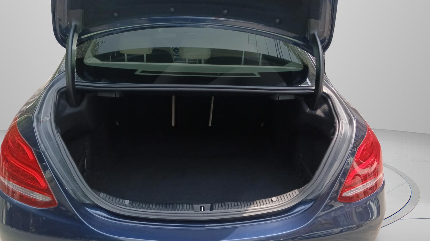 2017 Mercedes Benz C Class C 220 CDI AVANTGARDE, Diesel, Automatic, 39,334 km, Boot Inside