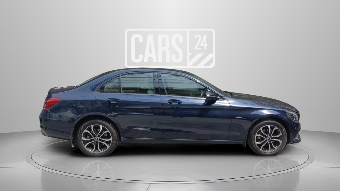 2017 Mercedes Benz C Class C 220 CDI AVANTGARDE, Diesel, Automatic, 39,334 km, Right Side View