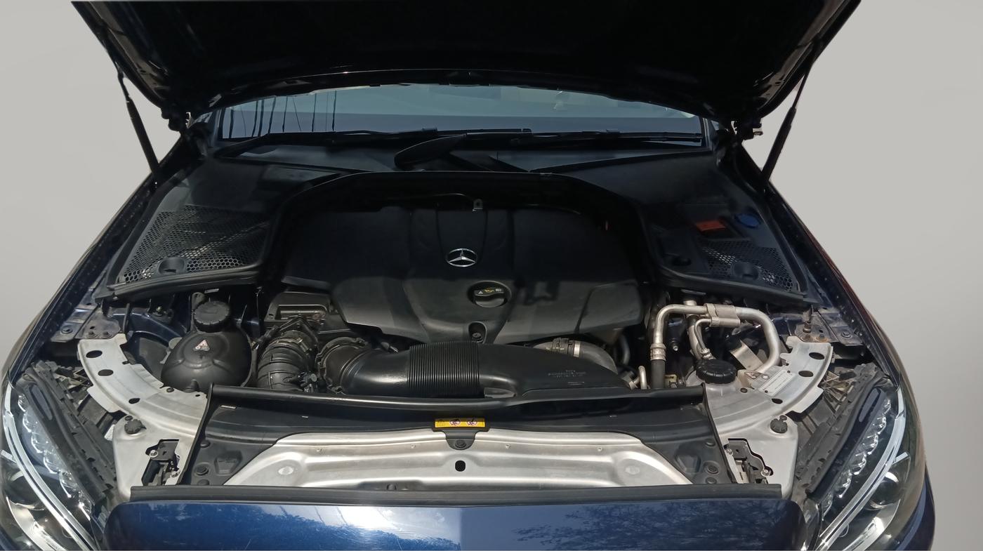 2017 Mercedes Benz C Class C 220 CDI AVANTGARDE, Diesel, Automatic, 39,334 km, Open Bonnet