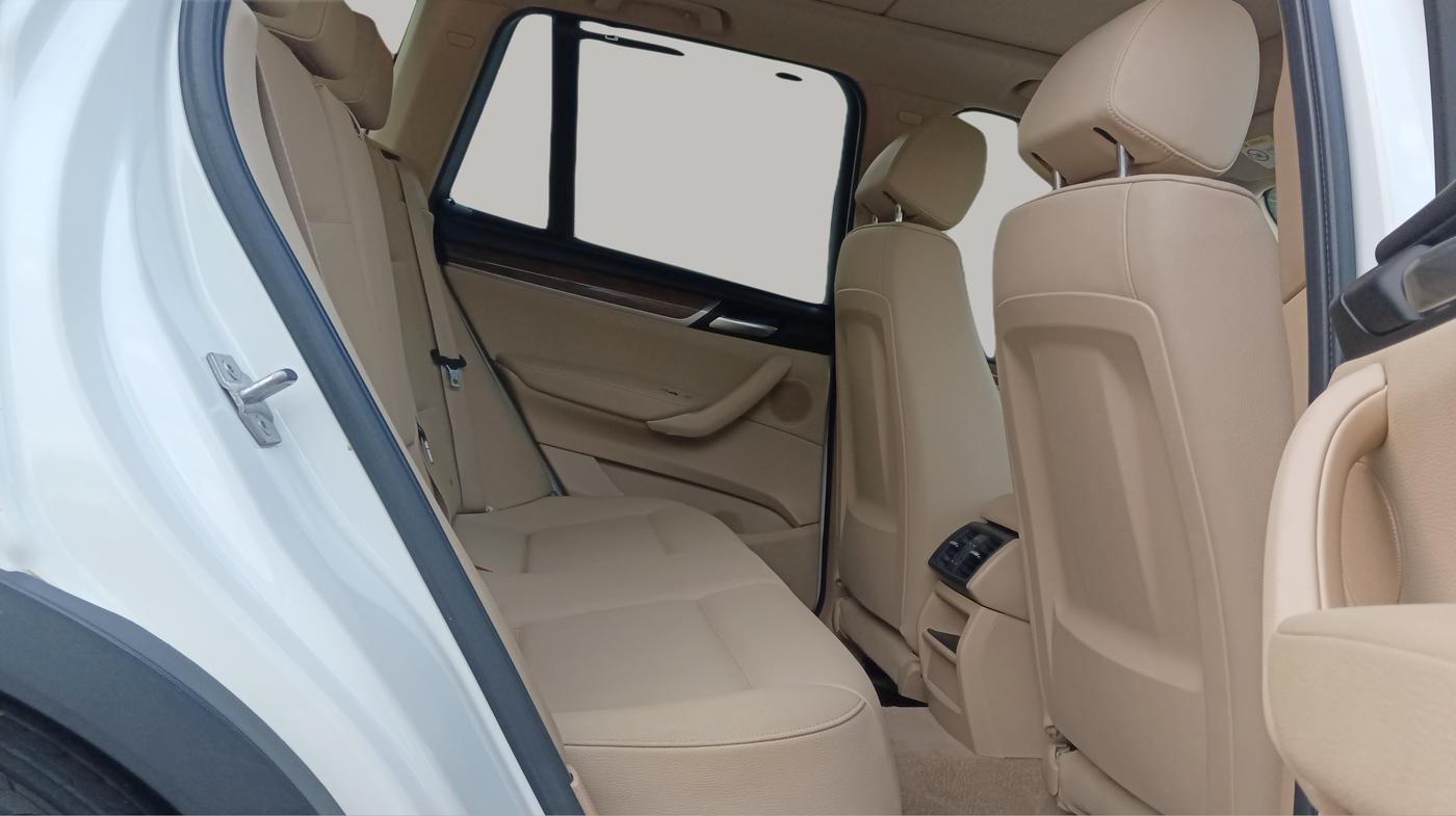 2017 BMW X3 X DRIVE 20D X-Line, Diesel, Automatic, 67,219 km, Right Side Rear Door Cabin