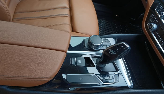 2018 BMW 5 Series 530 i sports line, Petrol, Automatic, 38,500 km, Gear Lever