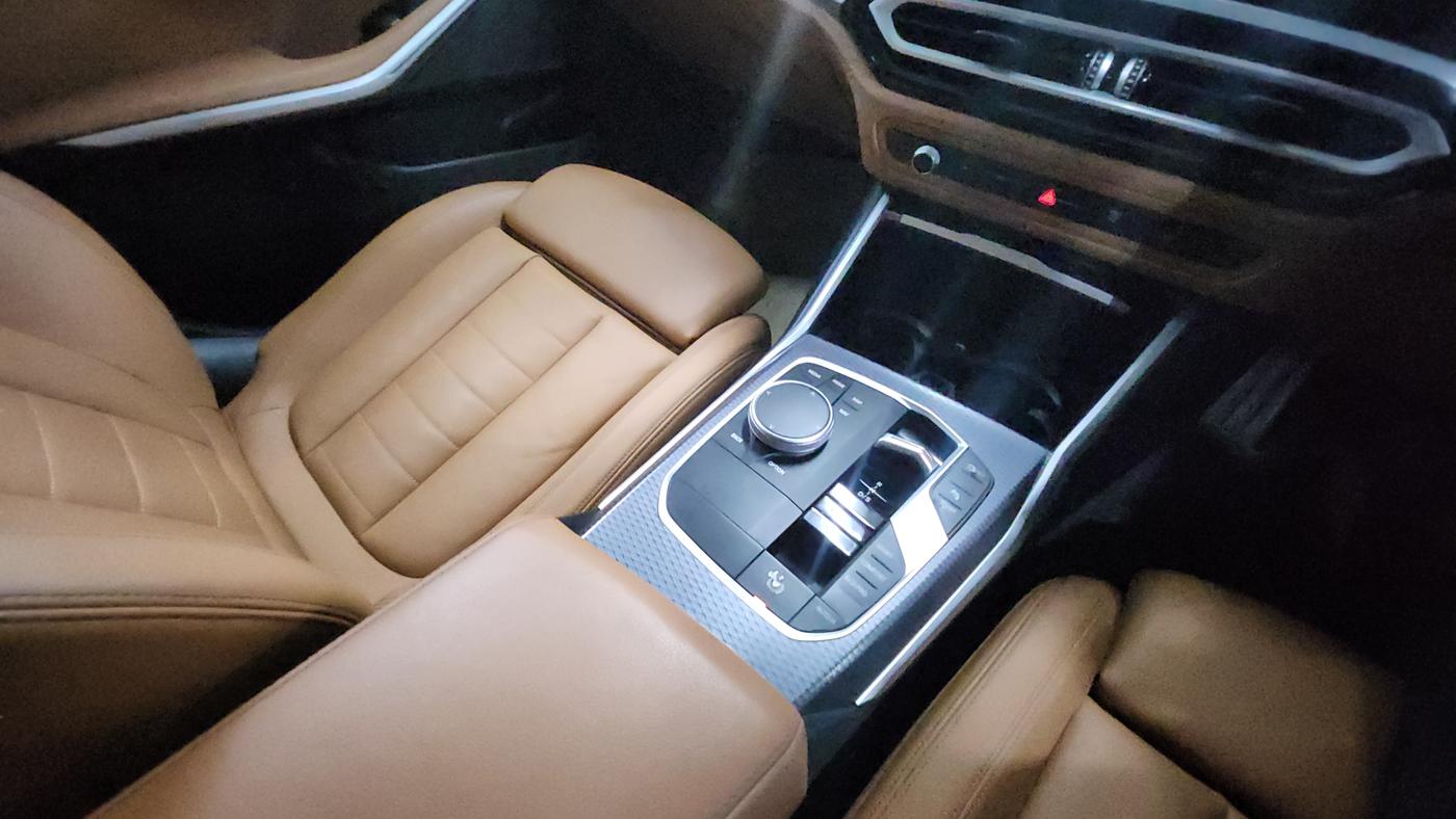 2023 BMW 3 SERIES GRAN LIMOUSINE 330Li M Sport, Petrol, Automatic, 8,237 km, Gear Lever