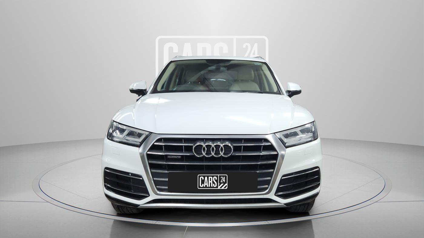 2019 Audi Q5 40 TDI TECHNOLOGY, Diesel, Automatic, 75,000 km, Front