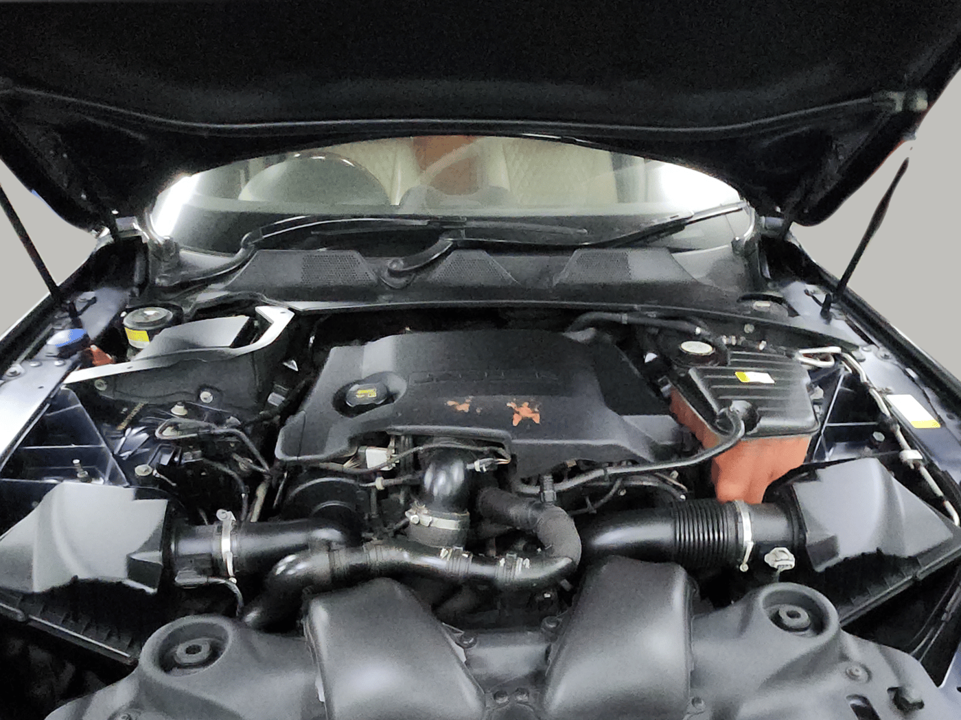 2018 Jaguar XJ L 3.0 V 6 PORTFOLIO, Diesel, Automatic, 28,000 km, Open Bonnet