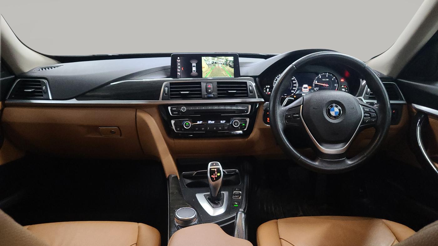 2018 BMW 3 Series 320d Luxury Line, Diesel, Automatic, 22,009 km, Dashboard