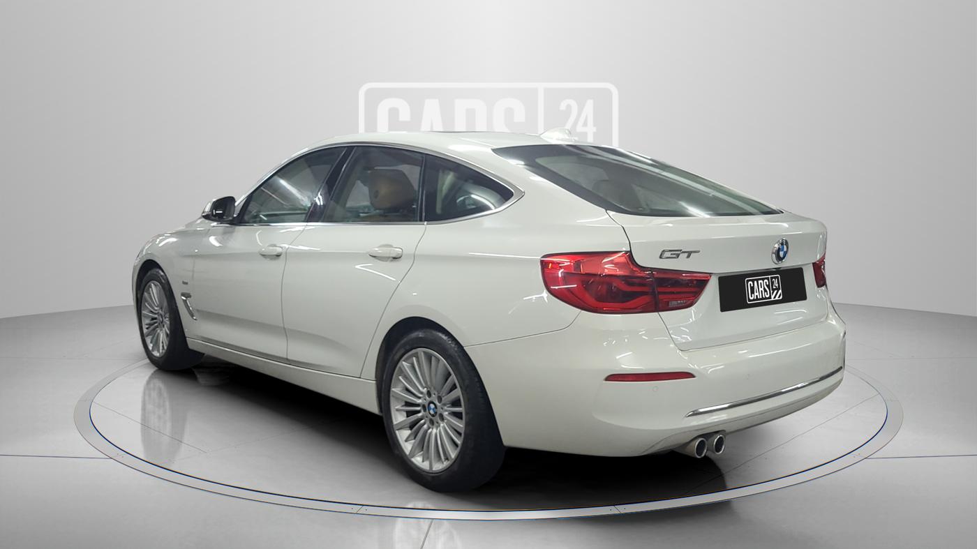 2018 BMW 3 Series 320d Luxury Line, Diesel, Automatic, 22,009 km, Left Back Diagonal