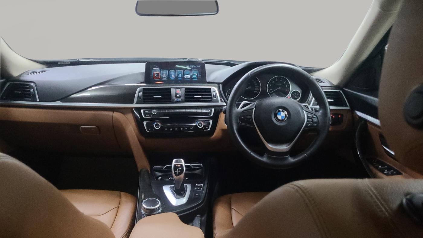 2017 BMW 3 Series 330 I GT LUXURY LINE, Petrol, Automatic, 19,500 km, Dashboard