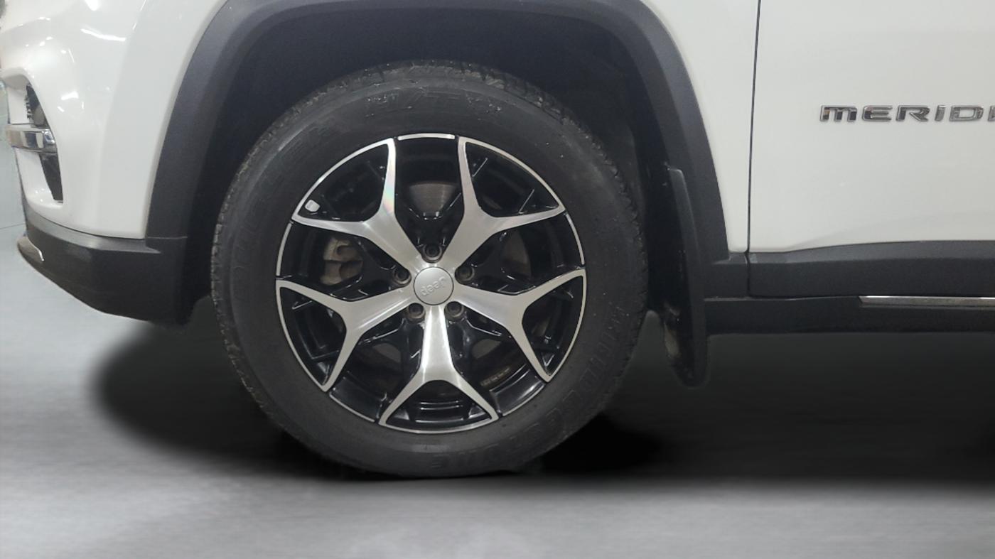 2022 Jeep MERIDIAN LIMITED (O) 4X2 AT, Diesel, Automatic, 14,000 km, Left Front Wheel