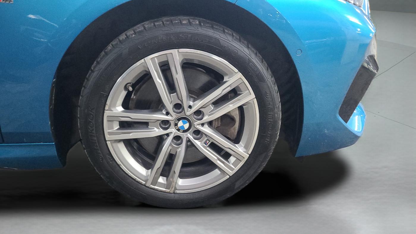 2023 BMW 2 SERIES GRAN COUPE 220i M SPORT, Petrol, Automatic, 4,150 km, Right Front Wheel
