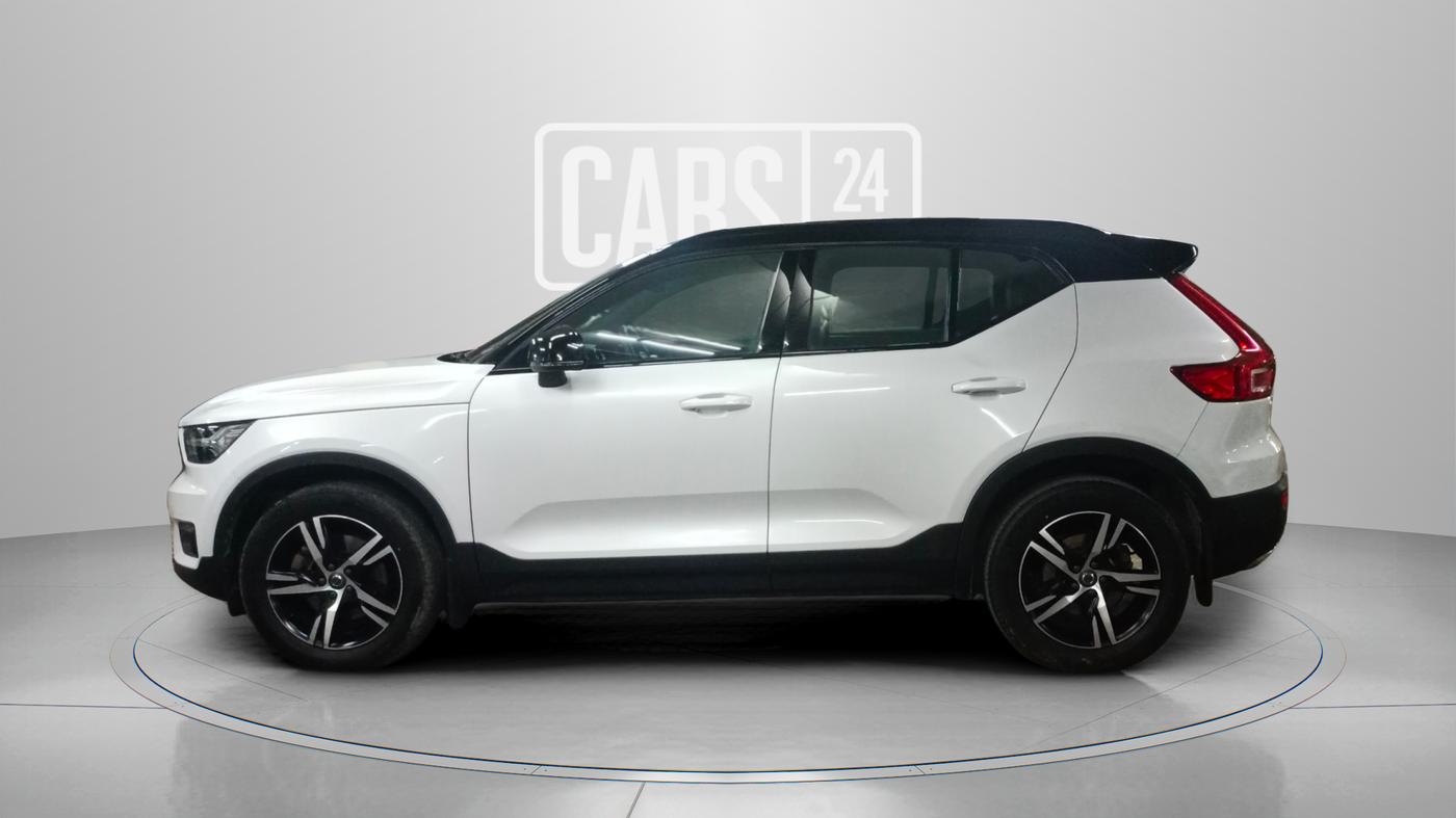 2021 Volvo XC 40 T4 R Design, Petrol, Automatic, 23,000 km, Left Side