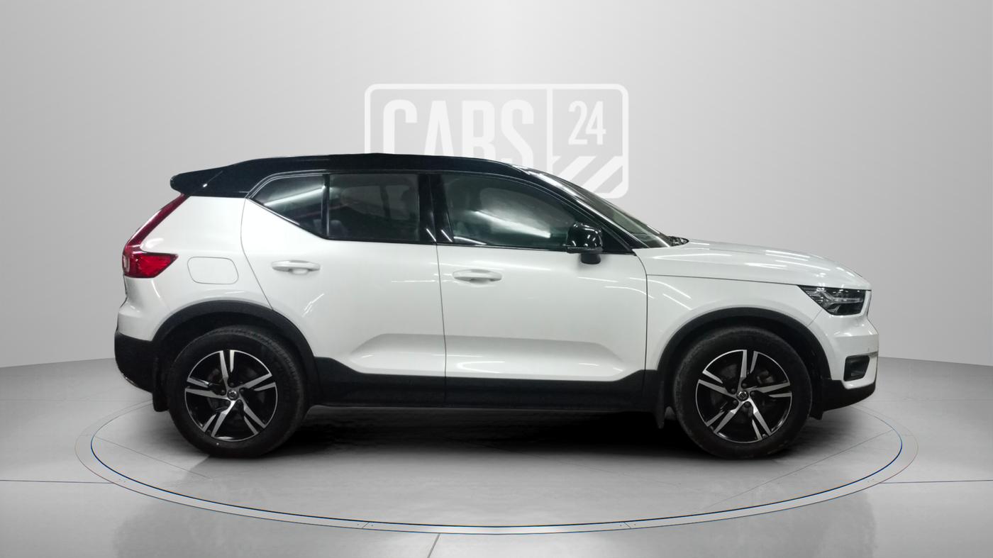 2021 Volvo XC 40 T4 R Design, Petrol, Automatic, 23,000 km, Right Side View