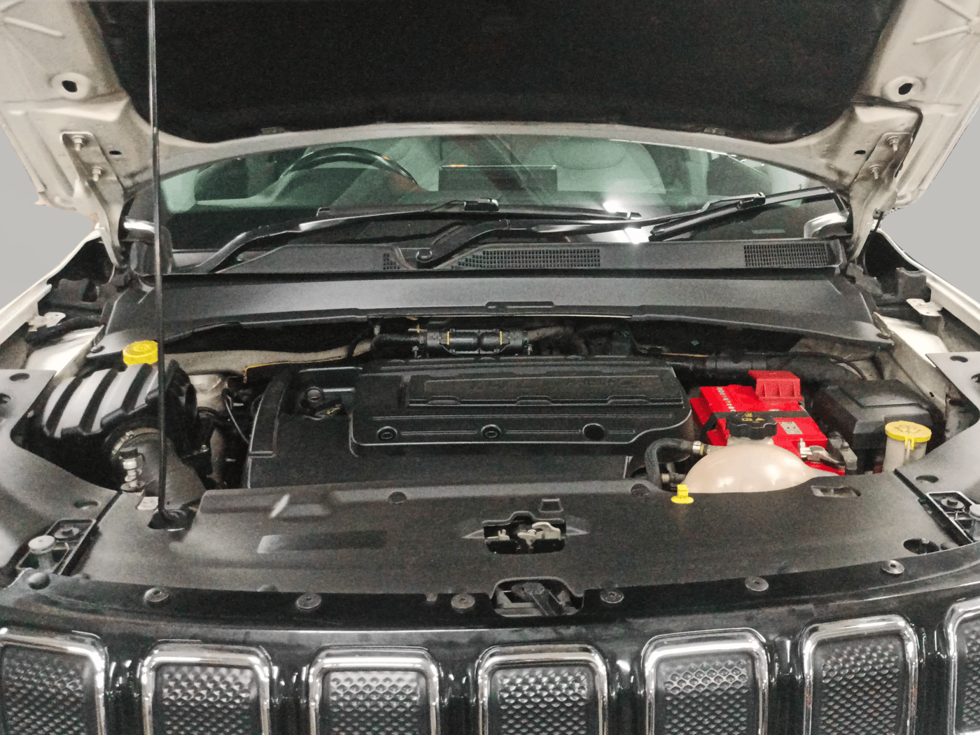 2021 Jeep Compass LIMITED (O) 1.4 PETROL DCT, Petrol, Automatic, 30,900 km, Open Bonnet