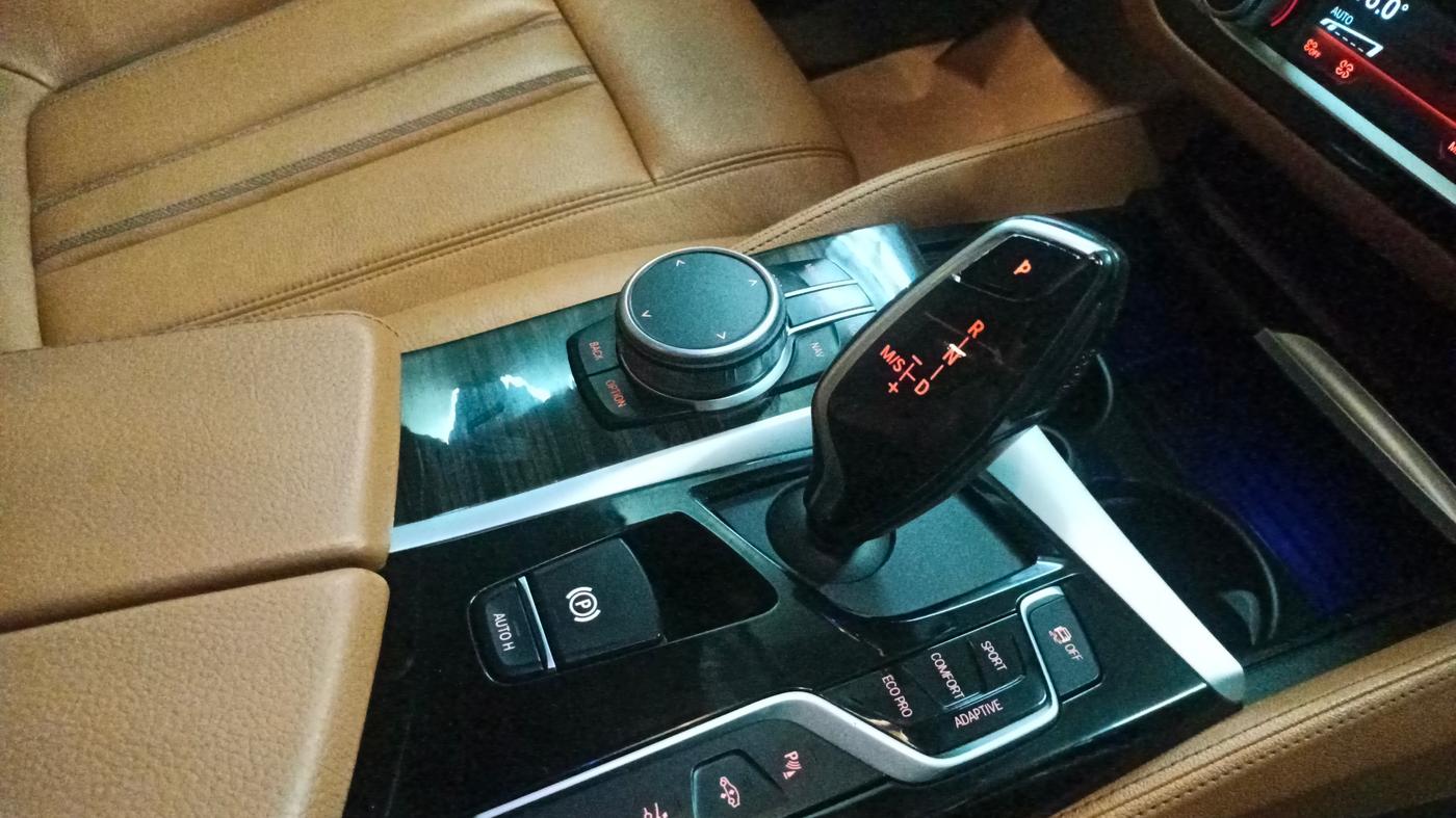 2019 BMW 6 Series 630I GT LUXURYLINE, Petrol, Automatic, 30,874 km, Gear Lever