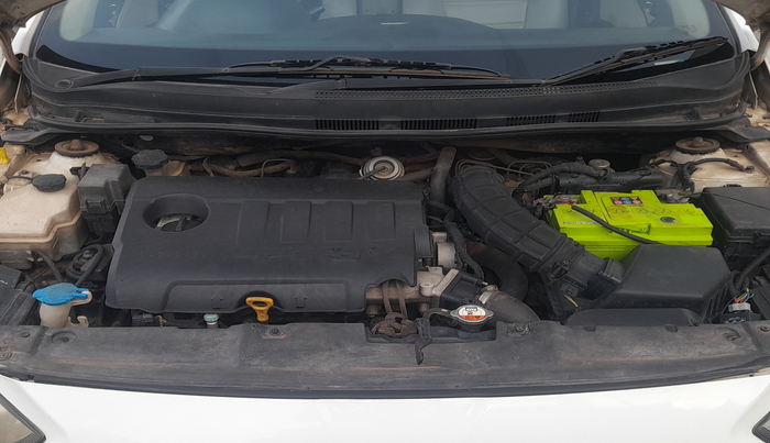 2014 Hyundai Verna FLUIDIC 1.6 CRDI SX, Diesel, Manual, 87,417 km, Open Bonnet