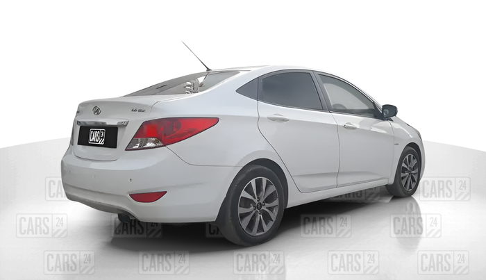2014 Hyundai Verna FLUIDIC 1.6 CRDI SX, Diesel, Manual, 87,417 km, Right Back Diagonal