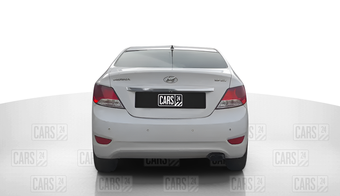 2014 Hyundai Verna FLUIDIC 1.6 CRDI SX, Diesel, Manual, 87,417 km, Back/Rear