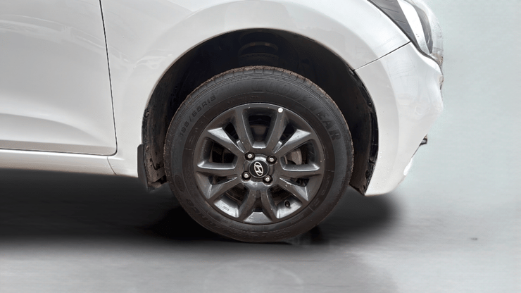 2018 Hyundai Elite i20 ASTA 1.2, Petrol, Manual, 68,100 km, Right Front Wheel