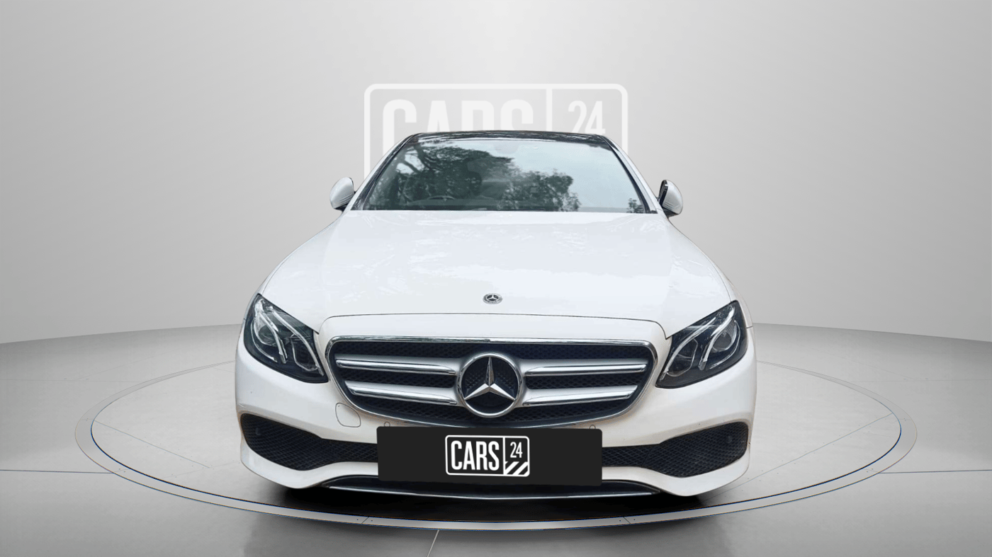 2019 Mercedes Benz E Class E 200 AVANTGARDE, Petrol, Automatic, 40,000 km, Front