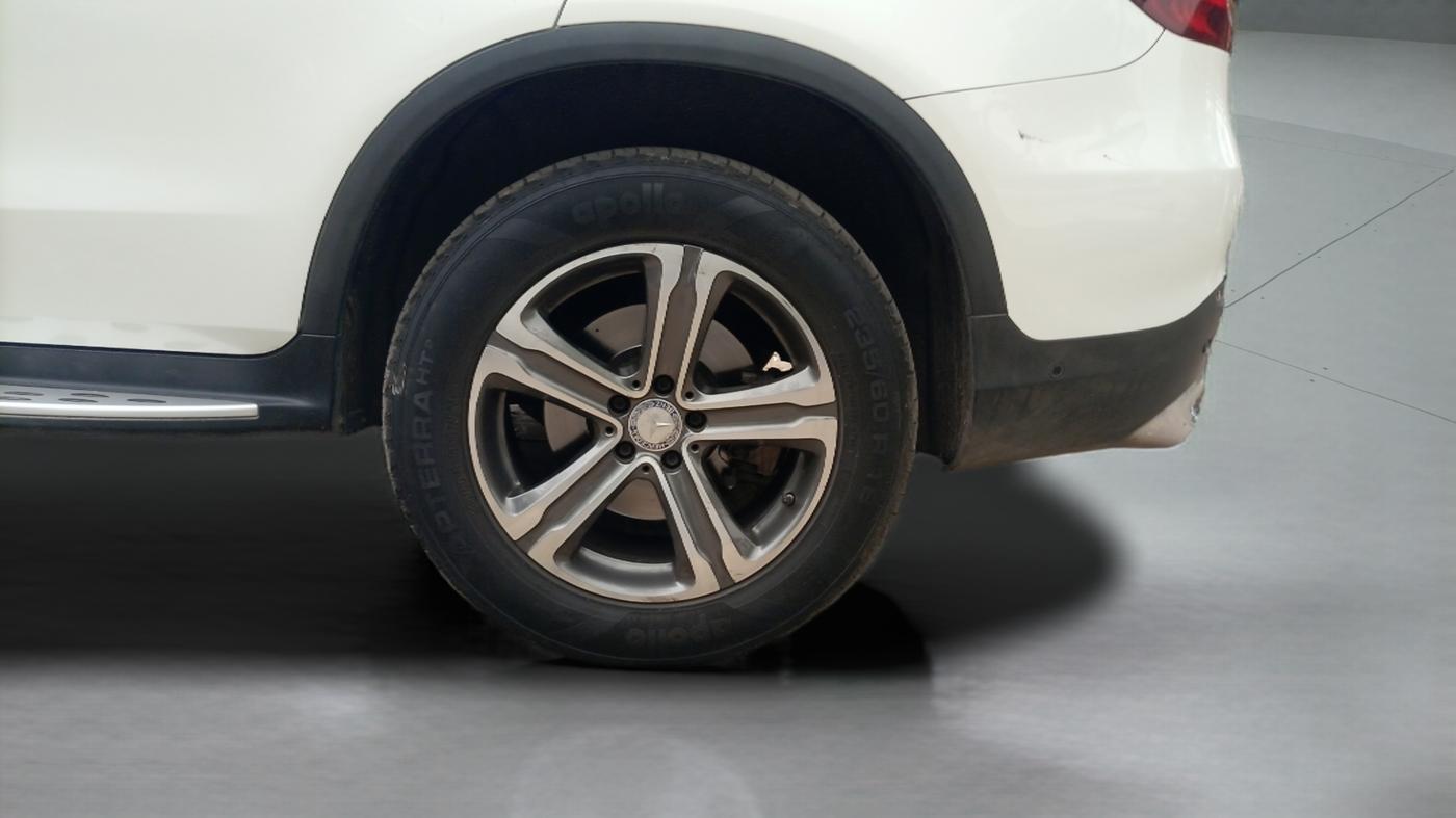 2016 Mercedes Benz GLC CLASS 220 D 4 MATIC, Diesel, Automatic, 73,900 km, Left Rear Wheel