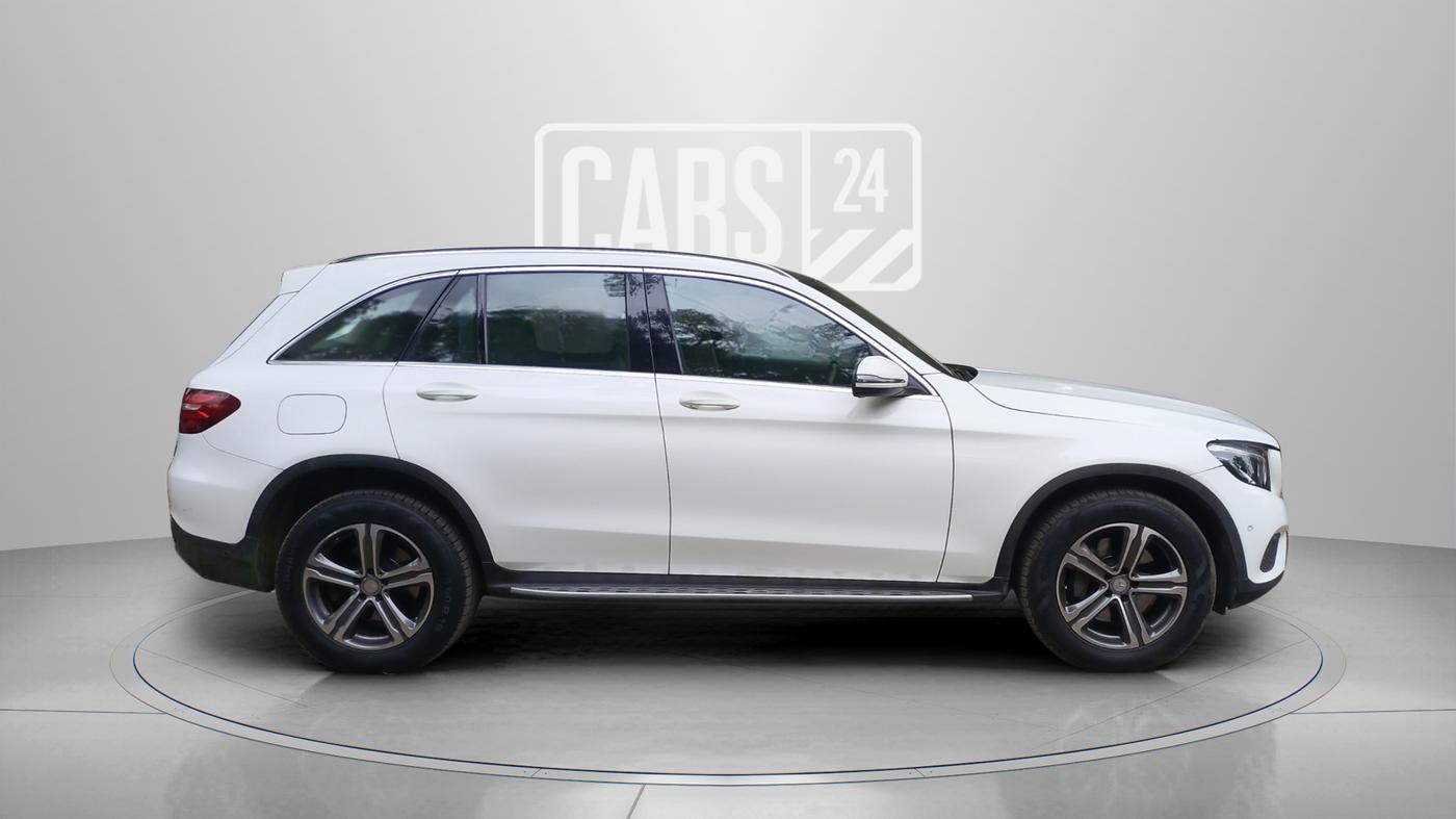 2016 Mercedes Benz GLC CLASS 220 D 4 MATIC, Diesel, Automatic, 73,900 km, Right Side View