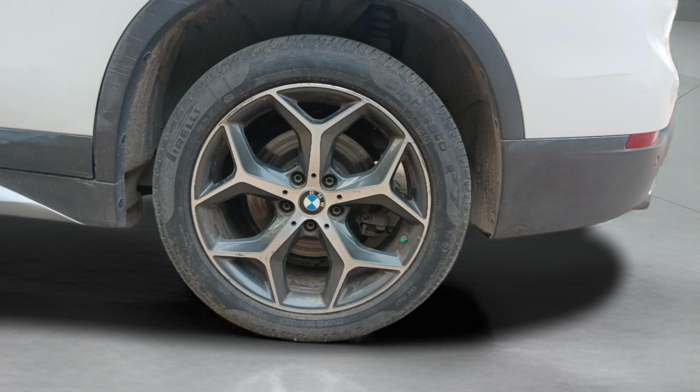 2017 BMW X1 sDrive 20d Expedition, Diesel, Automatic, 1,23,300 km, Left Rear Wheel