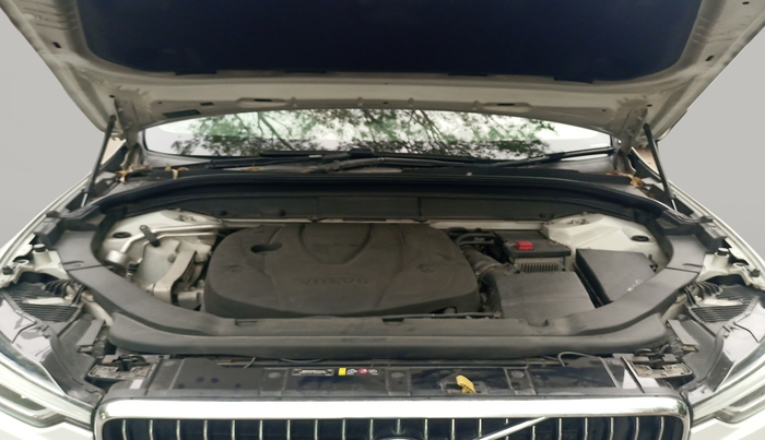 2019 Volvo XC 60 D5 INSCRIPTION, Diesel, Automatic, 68,450 km, Open Bonnet
