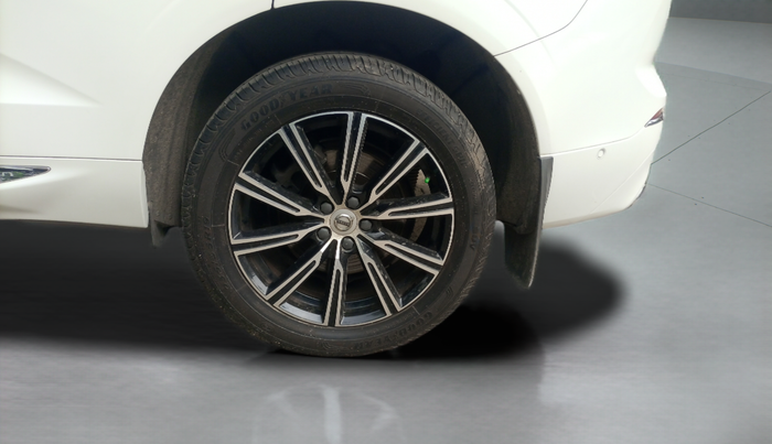 2019 Volvo XC 60 D5 INSCRIPTION, Diesel, Automatic, 68,450 km, Left Rear Wheel