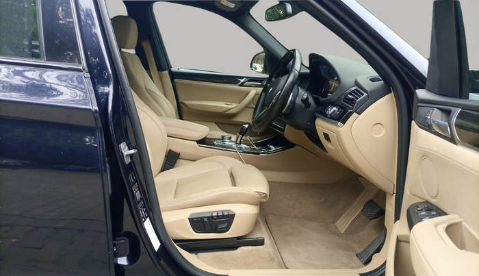 2017 BMW X3 XDRIVE 20D M SPORT, Diesel, Automatic, 33,300 km, Right Side Front Door Cabin