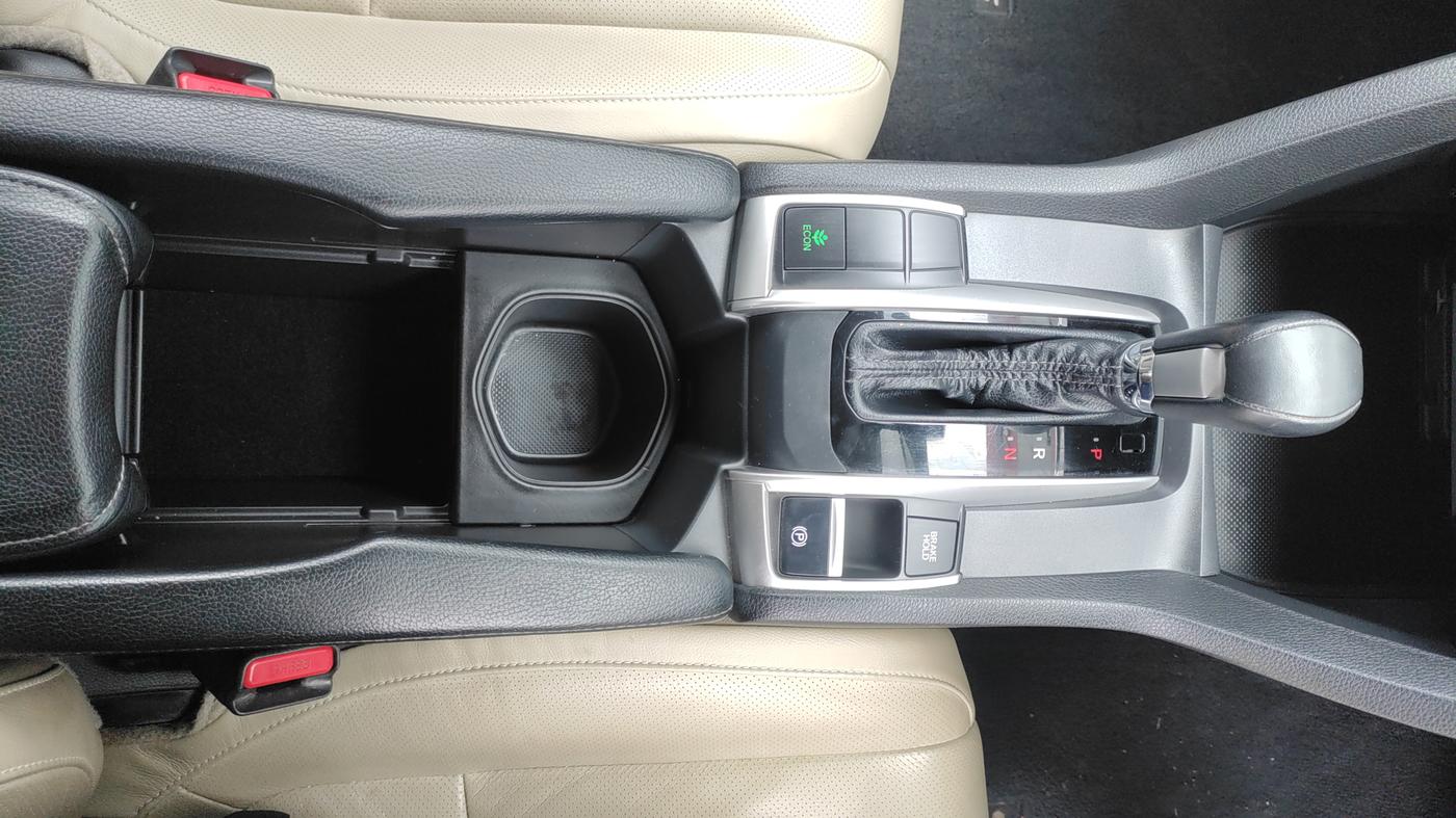 2019 Honda Civic 1.8L I-VTEC VX CVT, Petrol, Automatic, 15,000 km, Gear Lever