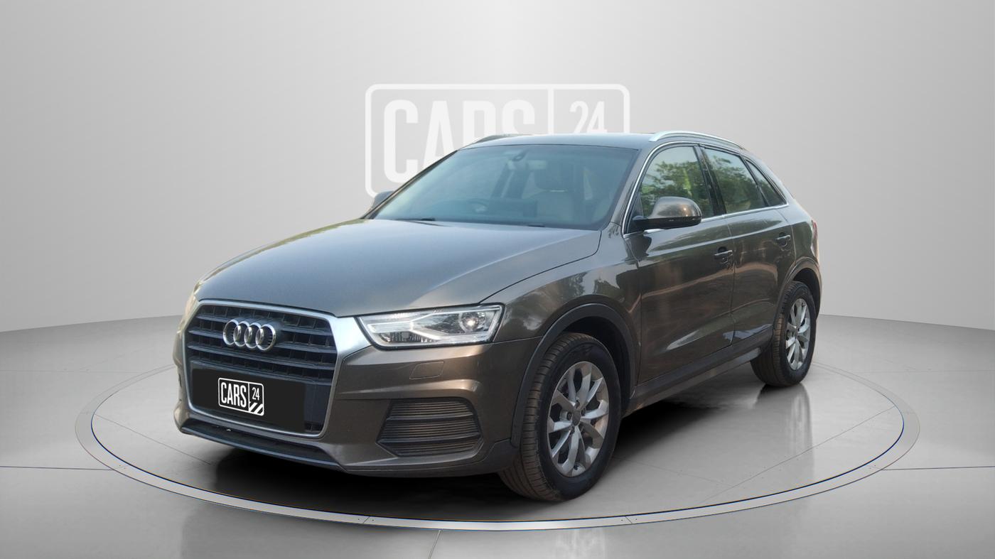 2015 Audi Q3 35 TDI Quattro, Diesel, Automatic, 1,12,490 km, Left Front Diagonal