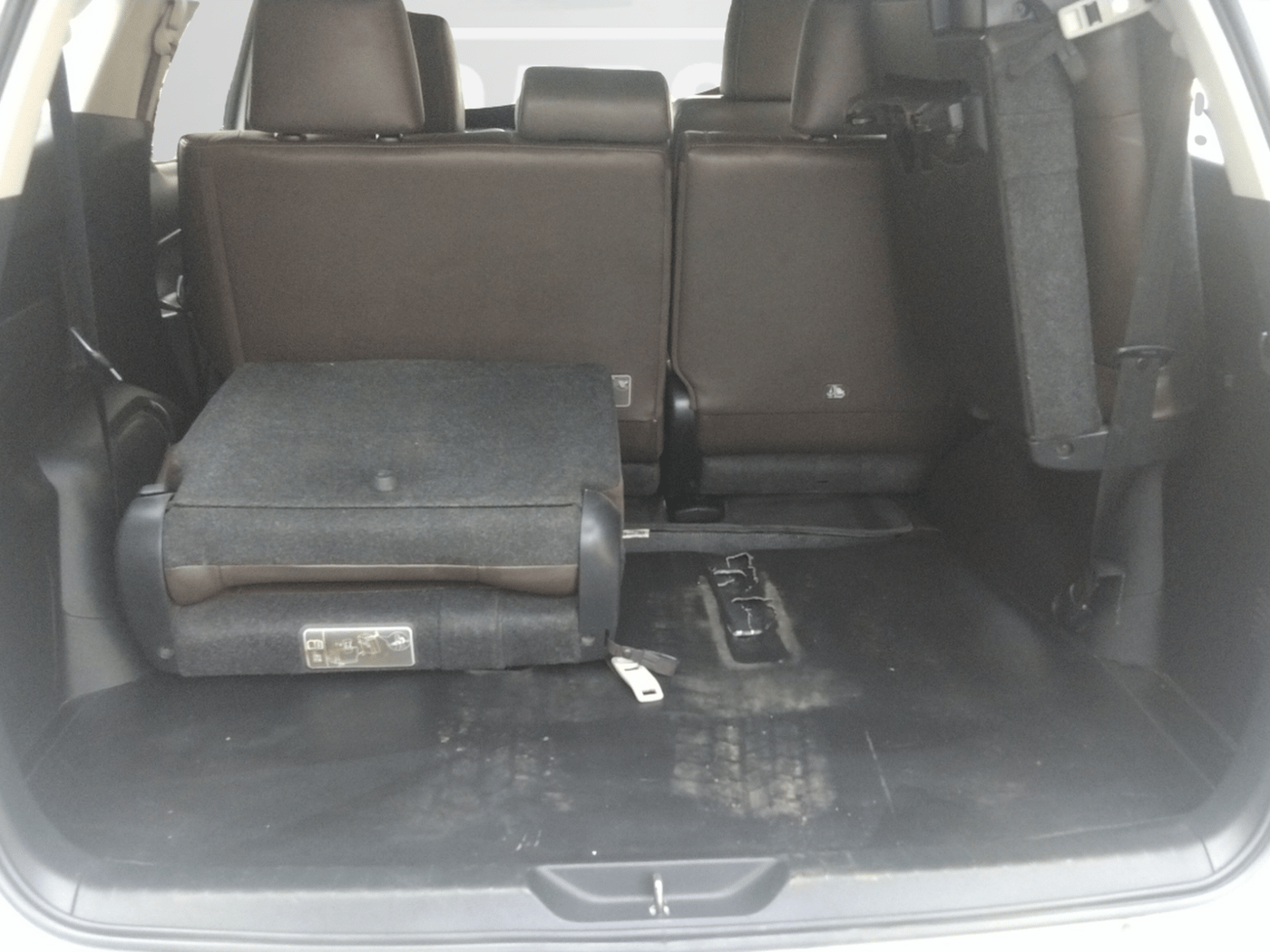 2018 Toyota Fortuner 2.8 4X2 AT, Diesel, Automatic, 1,25,892 km, Boot Inside