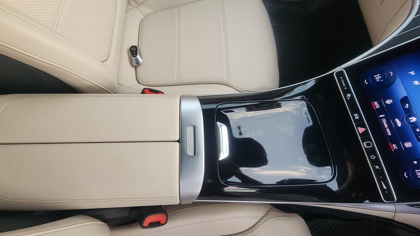 2022 Mercedes Benz C Class  C 220d, Diesel, Automatic, 22,386 km, Gear Lever